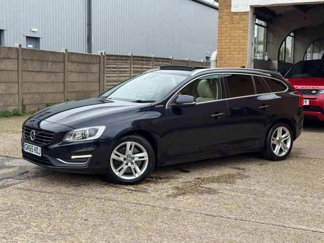 2015 Volvo V60 2.4L SE Lux Nav 5dr - Photo 9