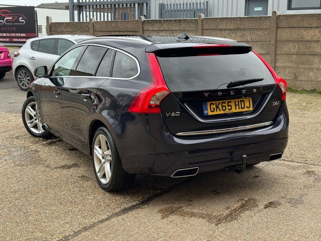 2015 Volvo V60 2.4L SE Lux Nav 5dr - Photo 7