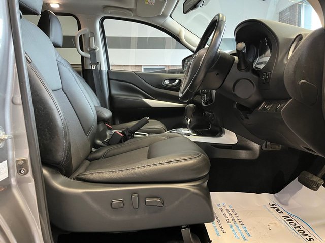 2021 Nissan Navara 2.3L N-Guard 4dr - Photo 8