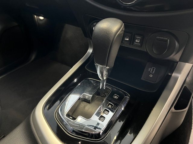 2021 Nissan Navara 2.3L N-Guard 4dr - Photo 10