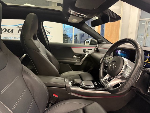 2019 Mercedes-Benz A-Class 2L Amg 5dr - Photo 9