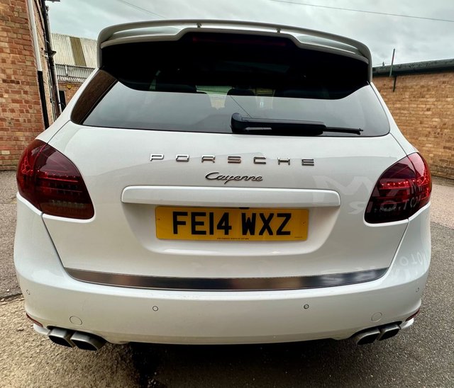 2014 PORSCHE CAYENNE 3.0 TD V6 Platinum Edition SUV 5dr Diesel TiptronicS 4WD Euro 5 (s/s) (245 ps) - Photo 6