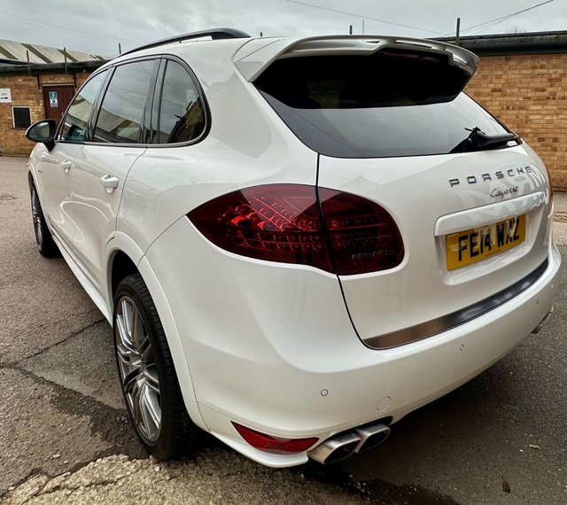 2014 PORSCHE CAYENNE 3.0 TD V6 Platinum Edition SUV 5dr Diesel TiptronicS 4WD Euro 5 (s/s) (245 ps) - Photo 8