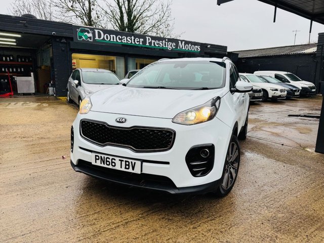 View our KIA SPORTAGE