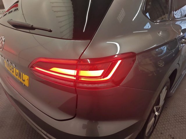 2018 Volkswagen Touareg - Photo 12