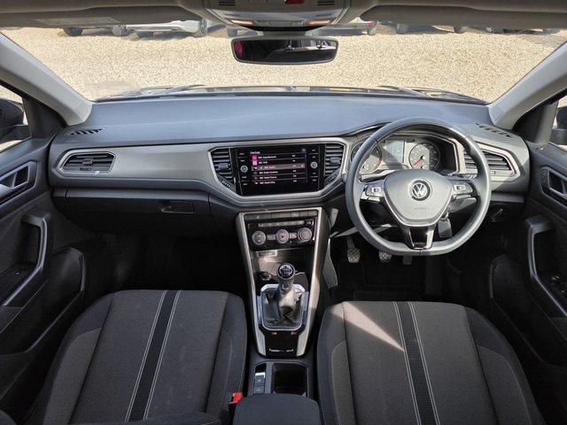 2020 VOLKSWAGEN T-ROC - Photo 10