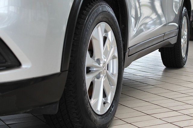 View our NISSAN X-TRAIL