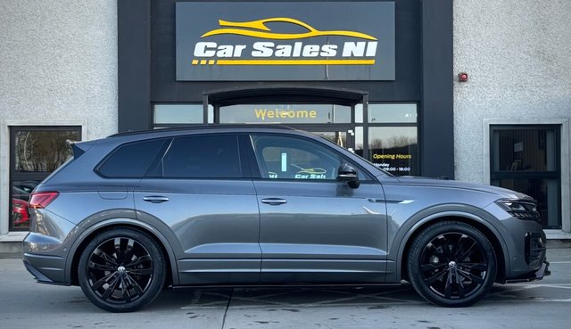 2023 VOLKSWAGEN TOUAREG 3.0 TDI V6 Black Edition SUV 5dr Diesel Tiptronic 4Motion Euro 6 (s/s) (231 ps) - Photo 3