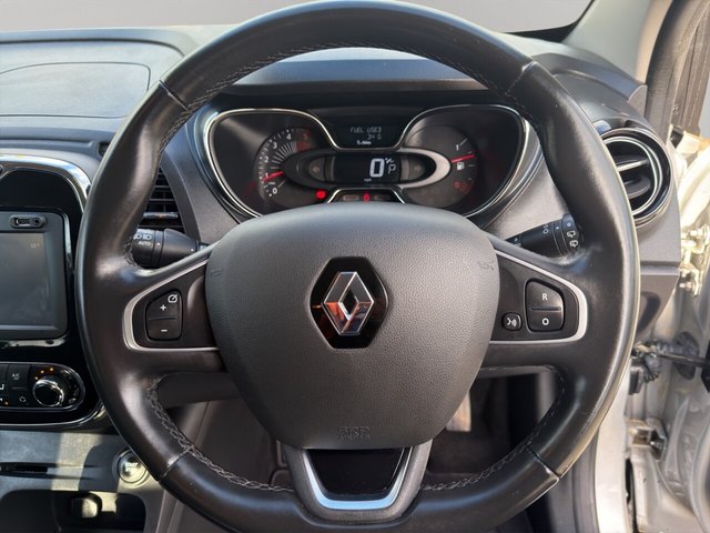 2017 Renault Captur 1.5L Dynamique S Nav 5dr - Photo 11