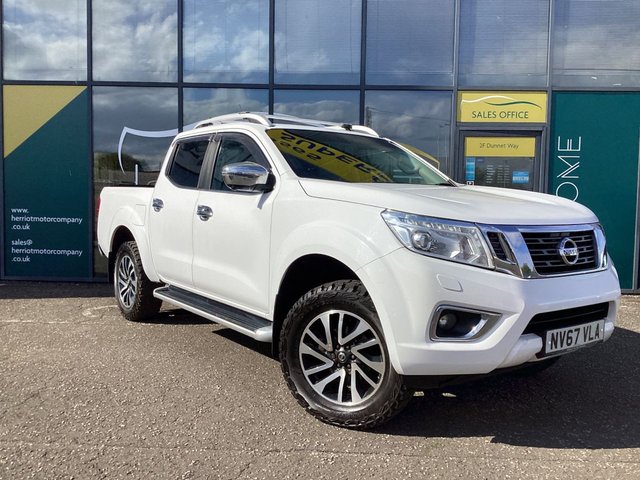 View our Nissan Navara 2.3 dCi Tekna Pickup Double Cab 4dr Diesel Manual 4WD Euro 6 (s/s) (190 ps)