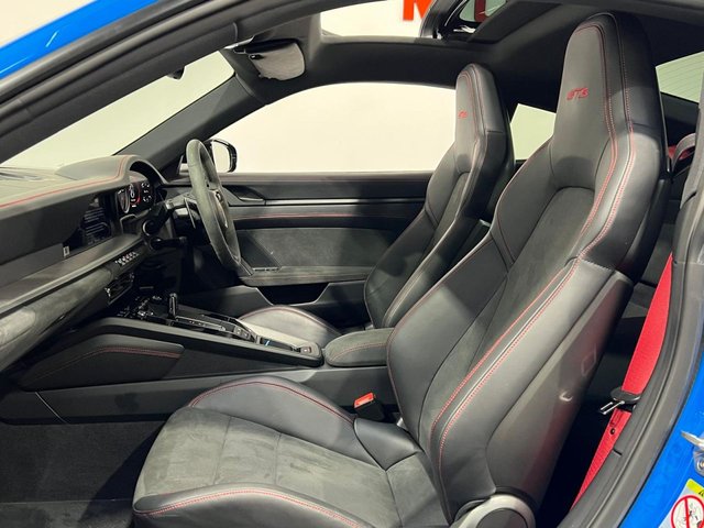 2023 PORSCHE 911 2023 3.0T 992 Carrera 4 GTS Coupe 2dr Petrol PDK 4WD Euro 6 (s/s) (480 ps) - Photo 3