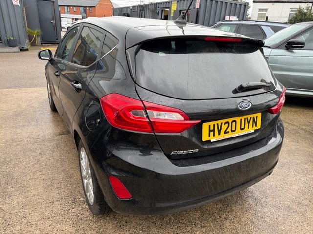 2020 FORD FIESTA - Photo 4