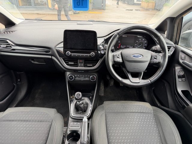 2020 FORD FIESTA - Photo 8