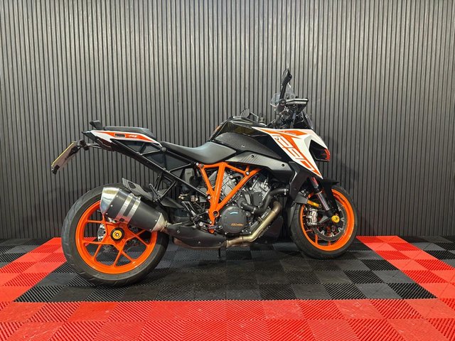 View our KTM 1290 Super Duke GT