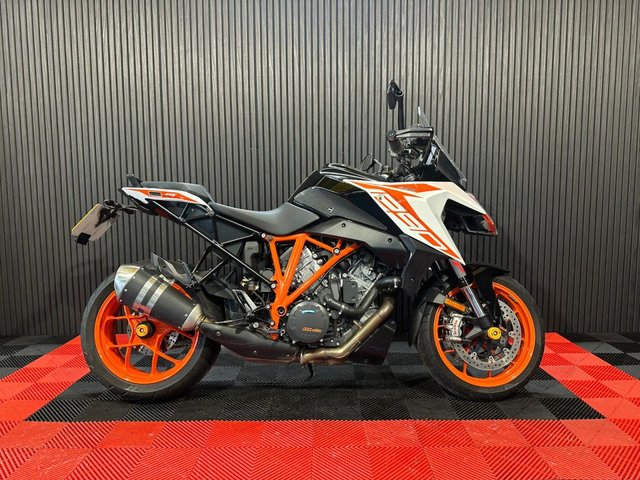 View our KTM 1290 Super Duke GT