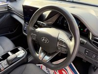 USED 2022 22 HYUNDAI IONIQ 38.3kWh Premium Hatchback 5dr Electric Auto (136 ps) +AUTOTRADER TOP RATED SELLER ++
