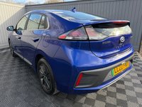 USED 2022 22 HYUNDAI IONIQ 38.3kWh Premium Hatchback 5dr Electric Auto (136 ps) +AUTOTRADER TOP RATED SELLER ++