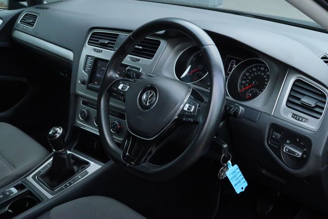 2015 Volkswagen Golf - Photo 10