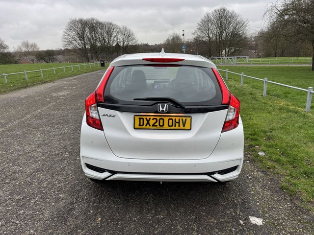 2020 HONDA JAZZ 1.3 i-VTEC SE Navi Hatchback 5dr Petrol CVT Euro 6 (s/s) (102 ps) - Photo 6