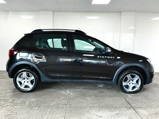 2021 Dacia Sandero Stepway - Photo 3