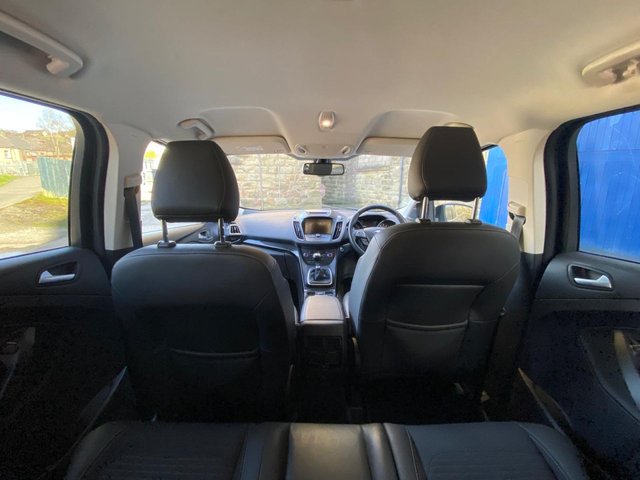 2019 FORD KUGA - Photo 12