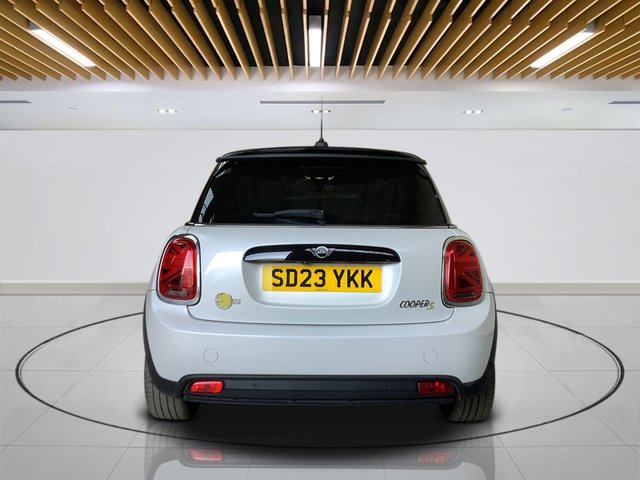 2023 MINI Electric Hatch - Photo 7