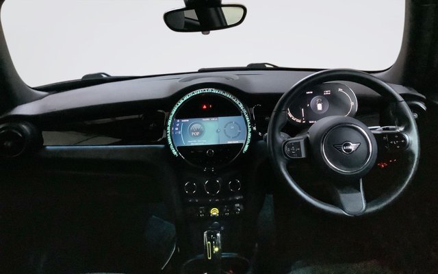 2023 MINI Electric Hatch - Photo 3