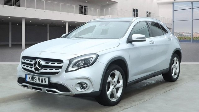 2019 Mercedes-Benz Gla 2.1L Sport 5dr - Photo 2