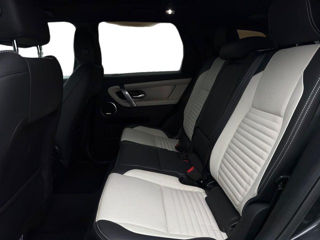 2023 Land Rover Discovery Sport 2L R-Dynamic Hse 5dr - Photo 4