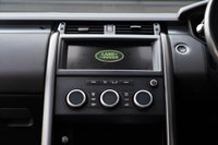 USED 2019 69 LAND ROVER DISCOVERY 3.0 SD V6 Landmark Edition Auto 4WD Euro 6 (s/s) 5dr Pan roof- heated seats