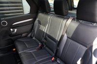 USED 2019 69 LAND ROVER DISCOVERY 3.0 SD V6 Landmark Edition Auto 4WD Euro 6 (s/s) 5dr Pan roof- heated seats