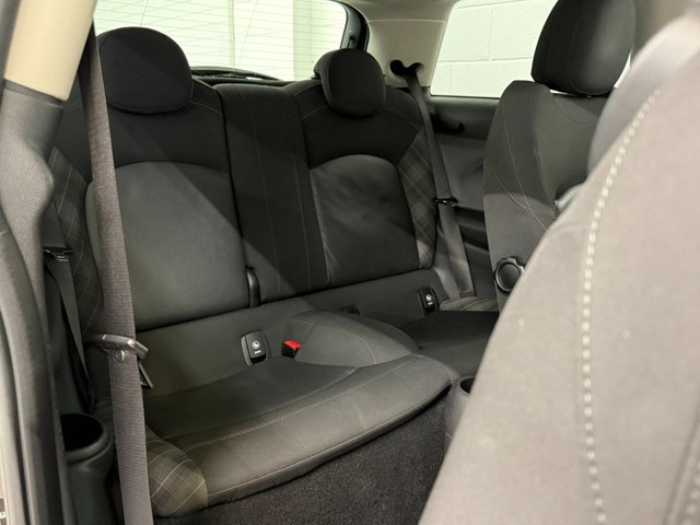 2017 MINI HATCH 2017 2.0 Cooper S Hatchback 3dr Petrol Auto Euro 6 (s/s) (192 ps) - Photo 6