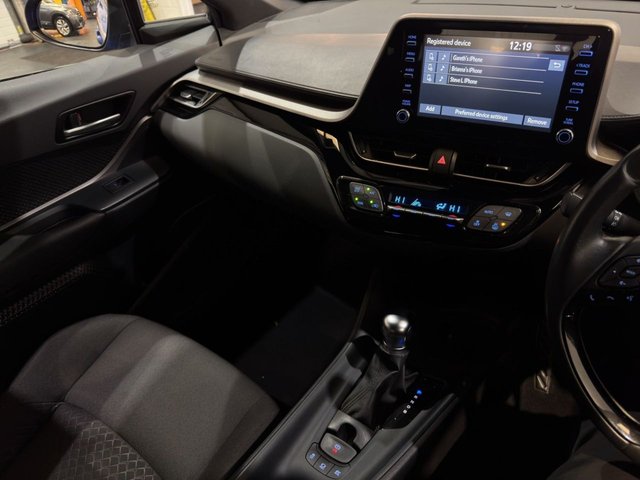 2022 Toyota C-HR 1.8L Icon 5dr - Photo 12