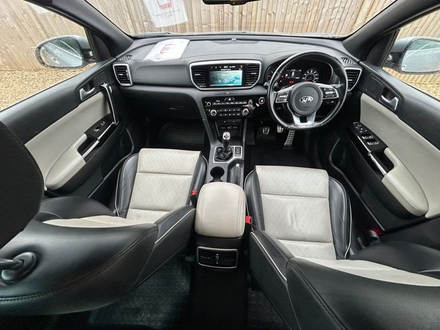 2021 KIA SPORTAGE - Photo 11