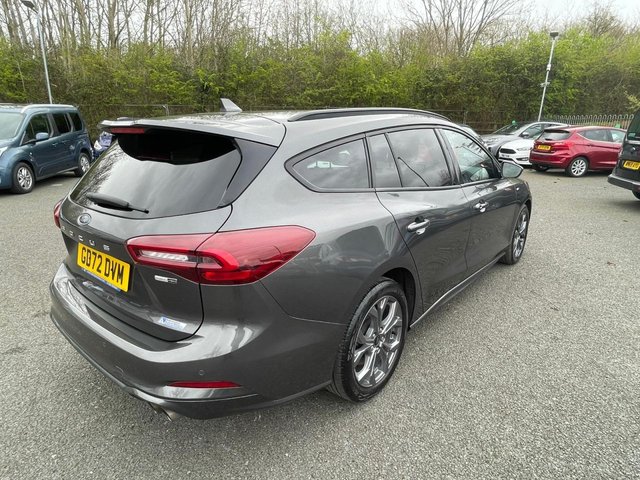 2023 Ford Focus 1L St-Line 5dr - Photo 3