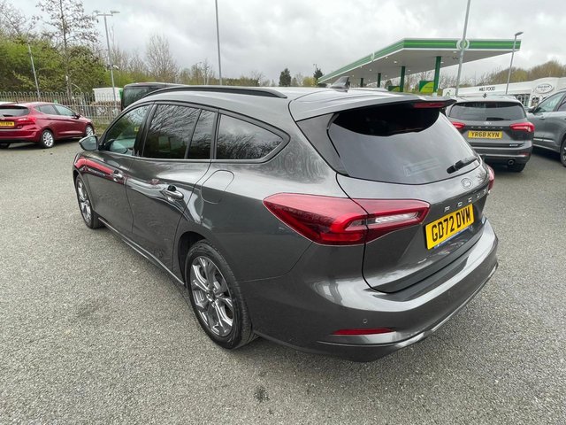 2023 Ford Focus 1L St-Line 5dr - Photo 5