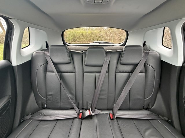 2016 PEUGEOT 2008 - Photo 10