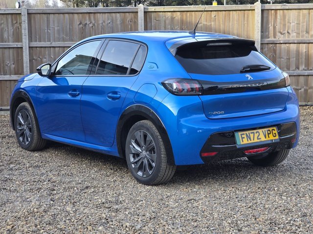 2022 PEUGEOT E-208 - Photo 3