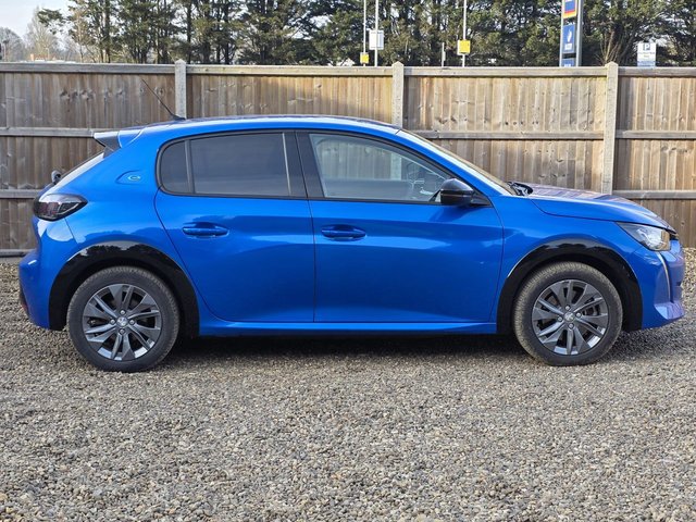 2022 PEUGEOT E-208 - Photo 7