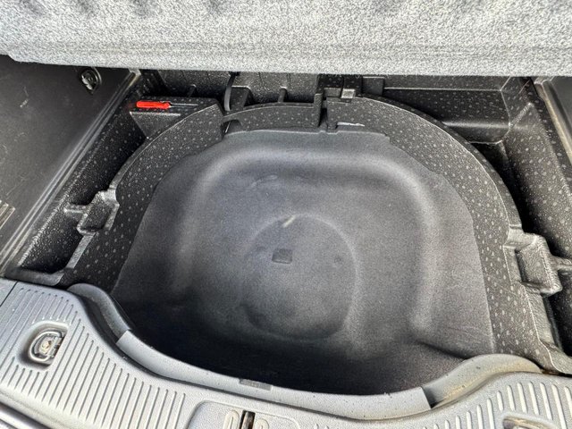 2013 Vauxhall Mokka 1.7L Exclusiv 5dr - Photo 7