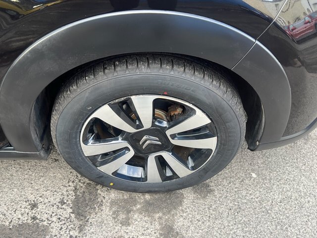 2017 CITROEN C3 2017 1.2 PureTech Feel Hatchback 5dr Petrol Manual Euro 6 (82 ps) - Photo 9