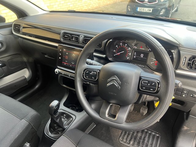 2017 CITROEN C3 2017 1.2 PureTech Feel Hatchback 5dr Petrol Manual Euro 6 (82 ps) - Photo 11