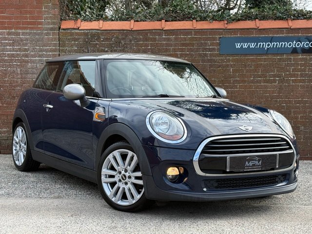 2017 MINI HATCH