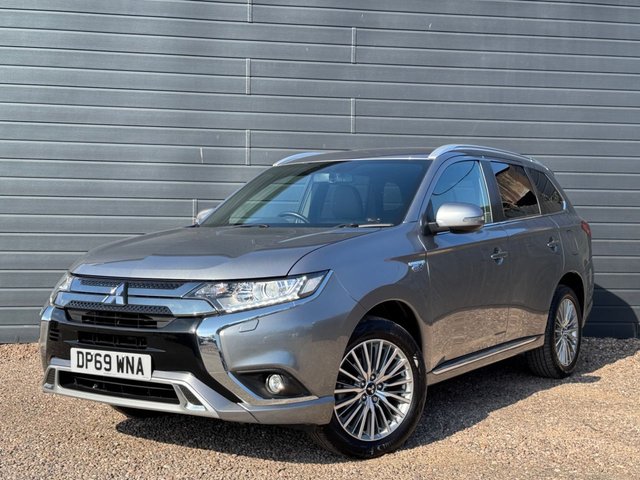 2019 MITSUBISHI OUTLANDER - Photo 5