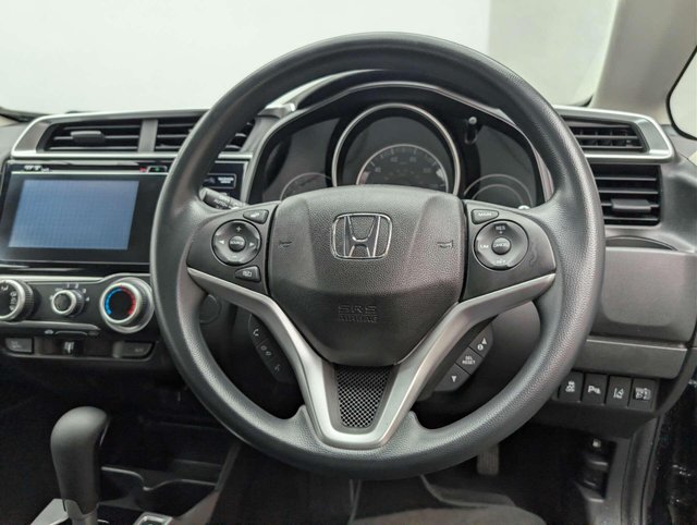 USED 2018 68 HONDA JAZZ 1.3 Jazz SE Navi i-VTec CVT 5dr CLICK&COLLECT/HOME DELIVERY