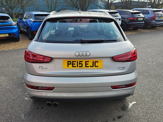 2015 AUDI Q3 - Photo 8