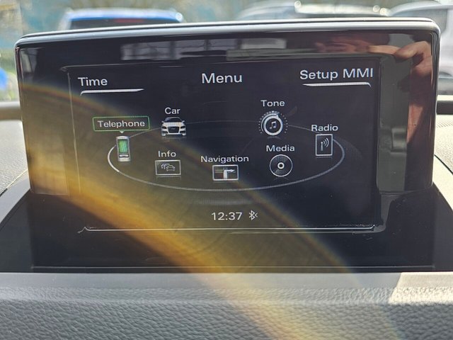 2015 AUDI Q3 - Photo 2