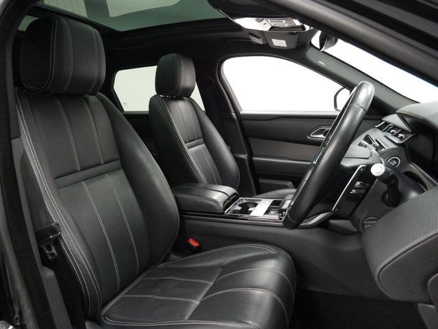 2021 Land Rover RANGE ROVER VELAR - Photo 4