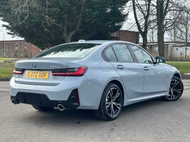 2022 BMW 3 Series 2L M Sport 4dr - Photo 4