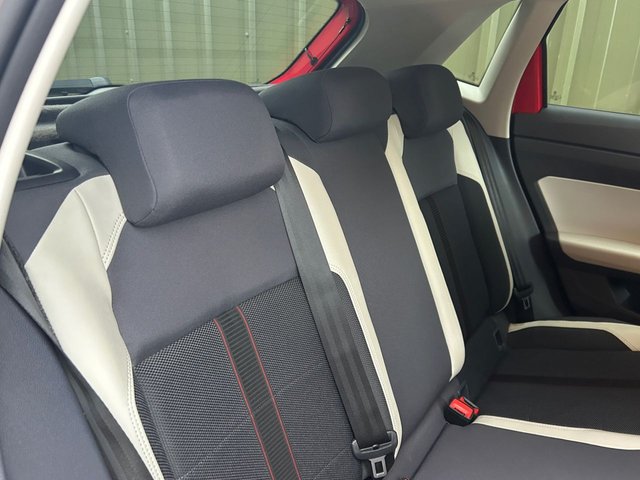 2021 VOLKSWAGEN POLO - Photo 6